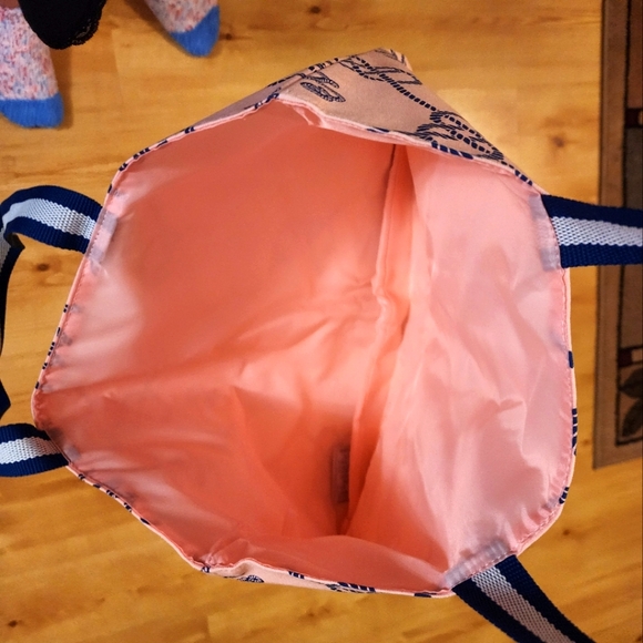 Estee Lauder Tote Bags (Set Of 3) NWOT - Picture 4 of 11